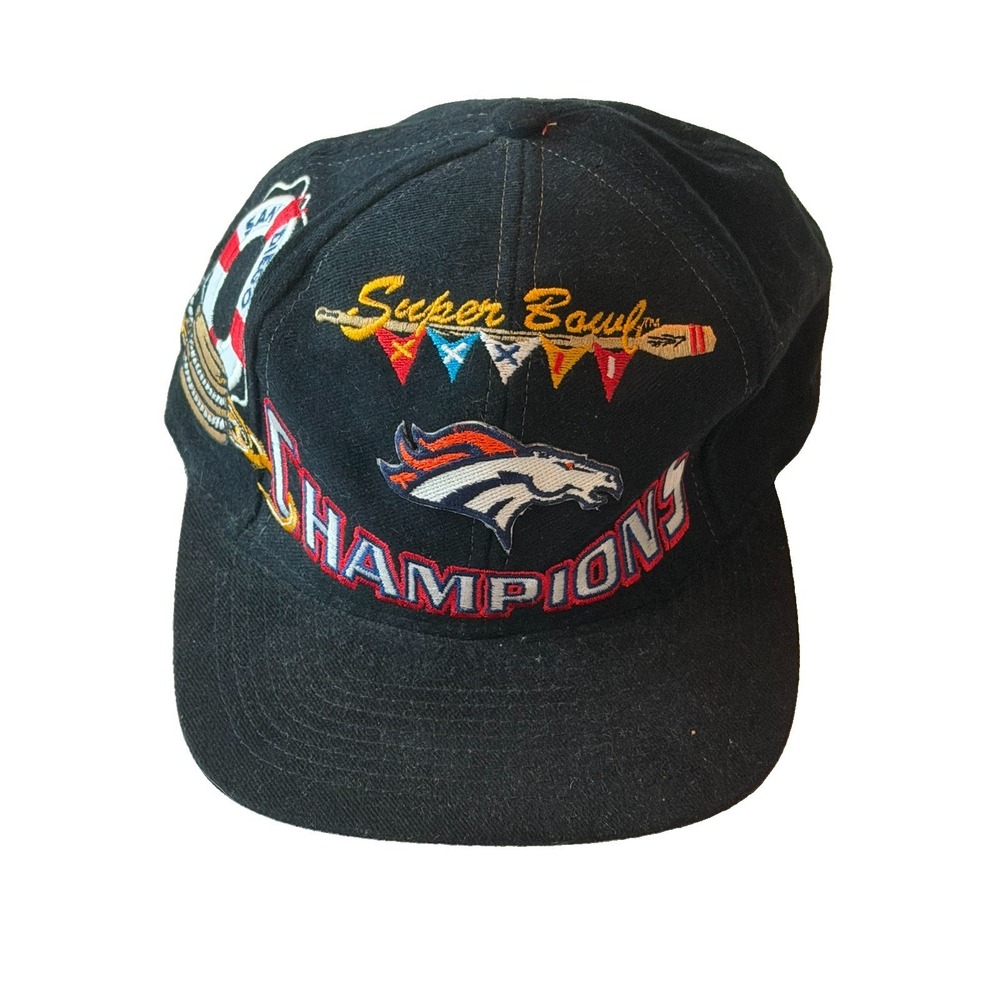 Vintage 1998 Denver Broncos Super Bowl XXXII Champions Logo Athletic SnapBack